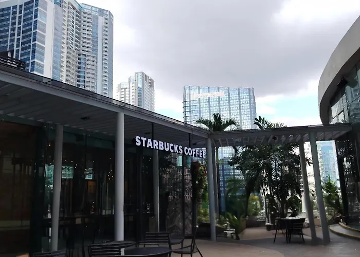 Modern 1br One Uptown Walk To Uptownmall