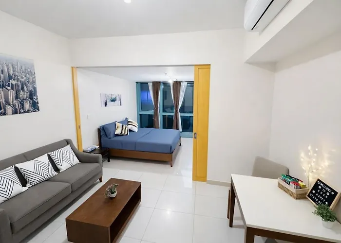 Modern 1br One Uptown Walk To Uptownmall شقة